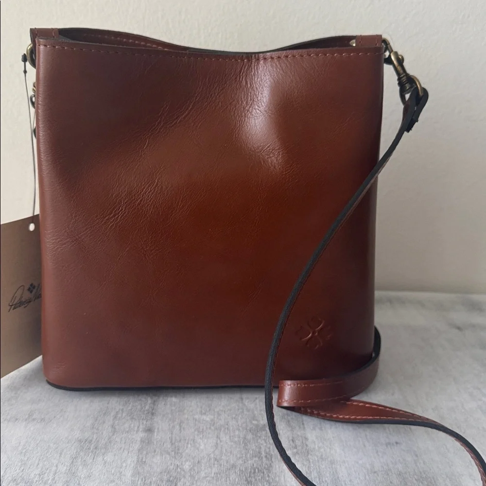 Patricia Nash Tooled Leather Ledra Bucket Crossbody Tote Handbag Tan